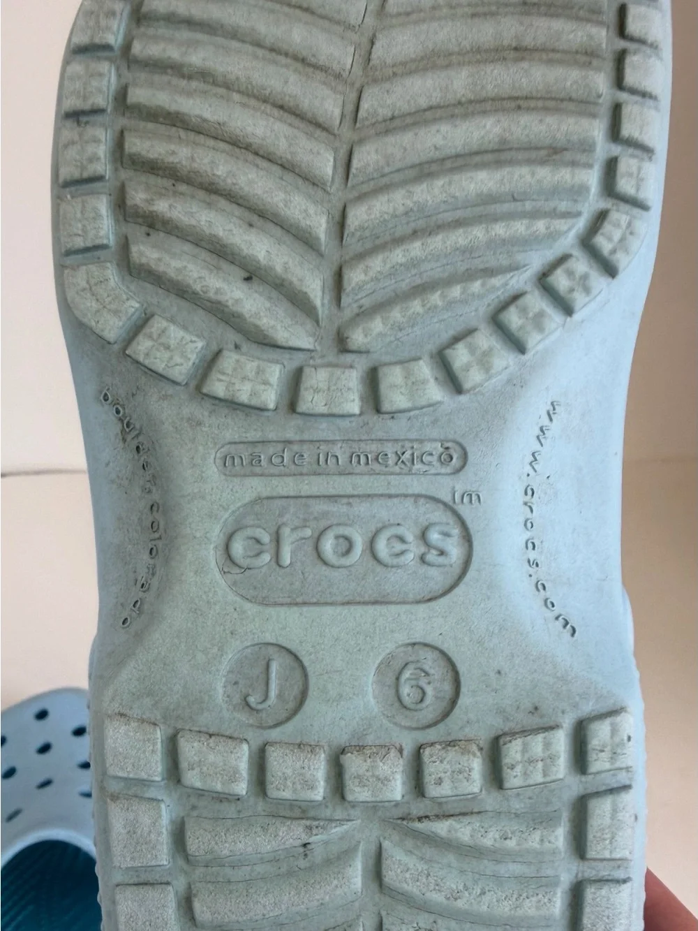 CROCS Kids Classic Clog - Light Blue Size 6